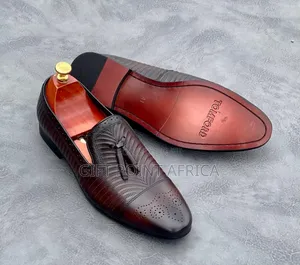 Tom Ford Official Leather Shoes for Men
