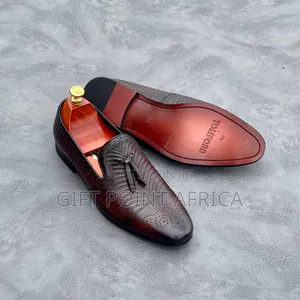 Tom Ford Official Leather Shoes for Men