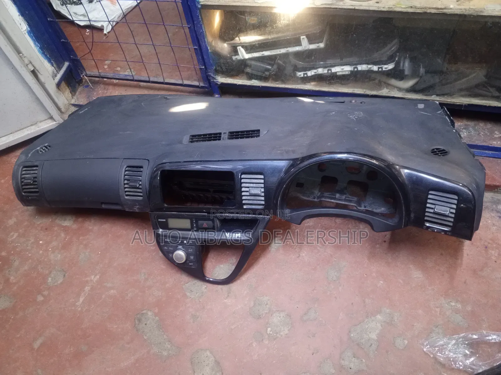 Toyota Wish Dashboard Complete as It Is.Slightly Negotiable