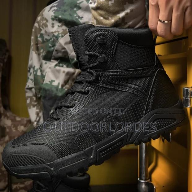 A533 Outdoor Shoes - thumbnail 4