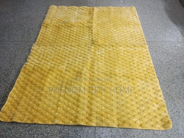 Woolen Carpets Available - thumbnail 2