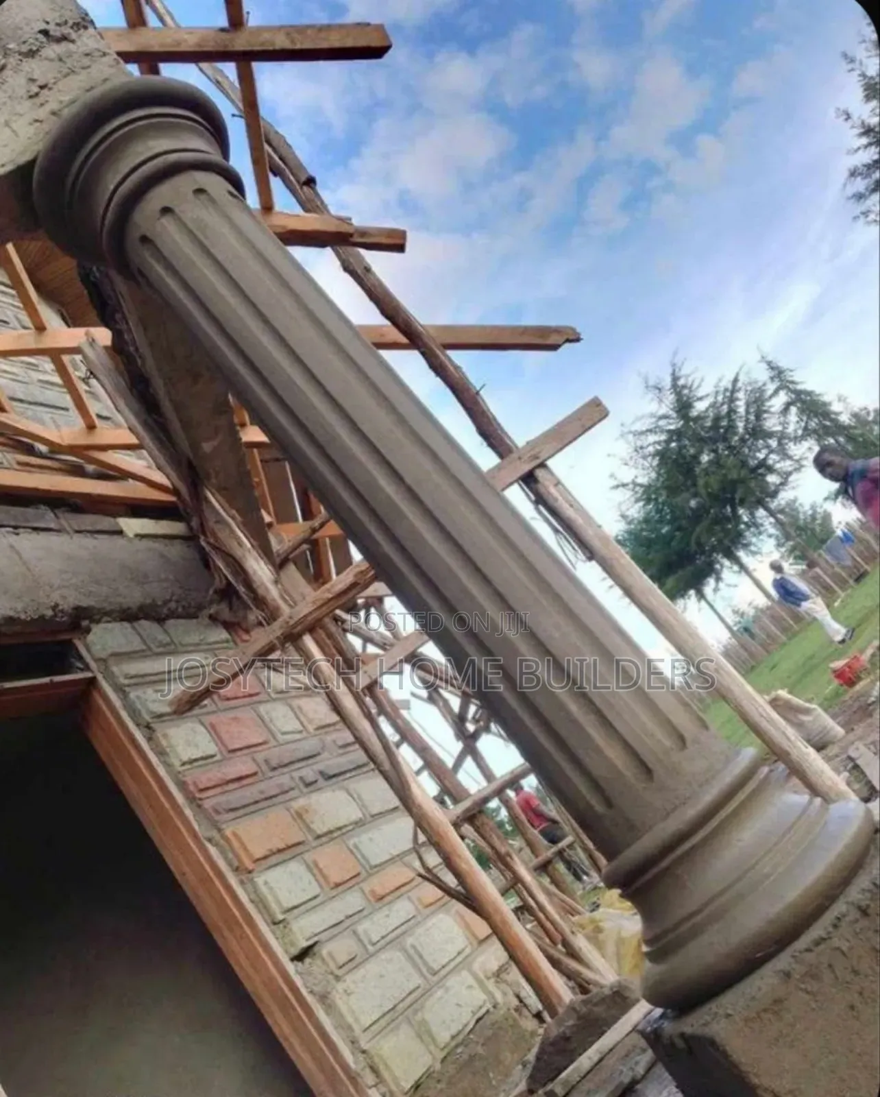 MOULDINGS FUNDI ( Great Job)