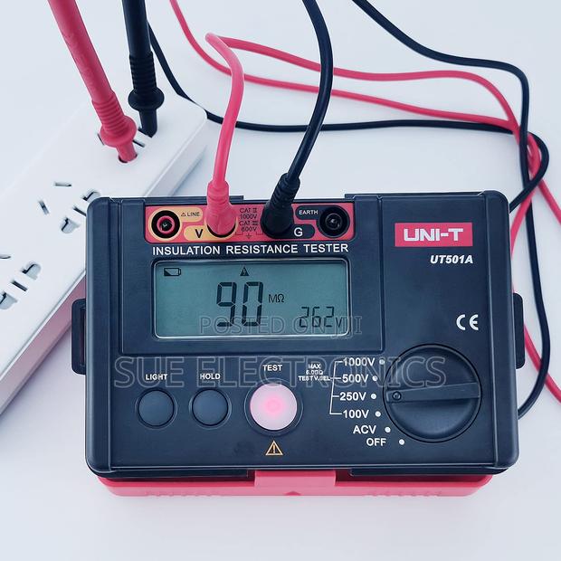 Digital Megger Meter Insulation Tester UT501 - main view