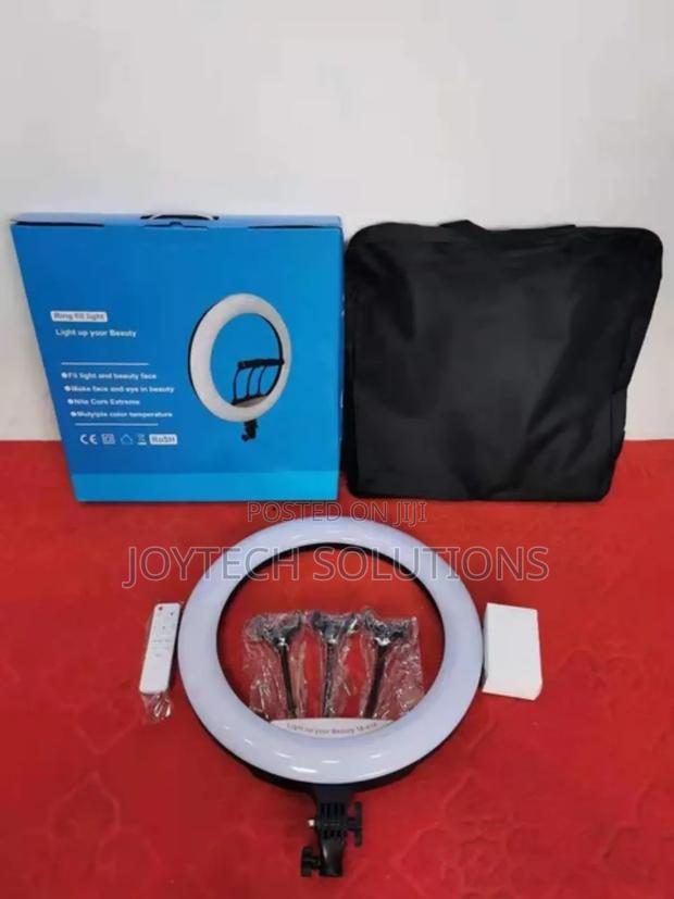 Hot Selling Original Ring Fill Light With 2m Tripod - thumbnail 2