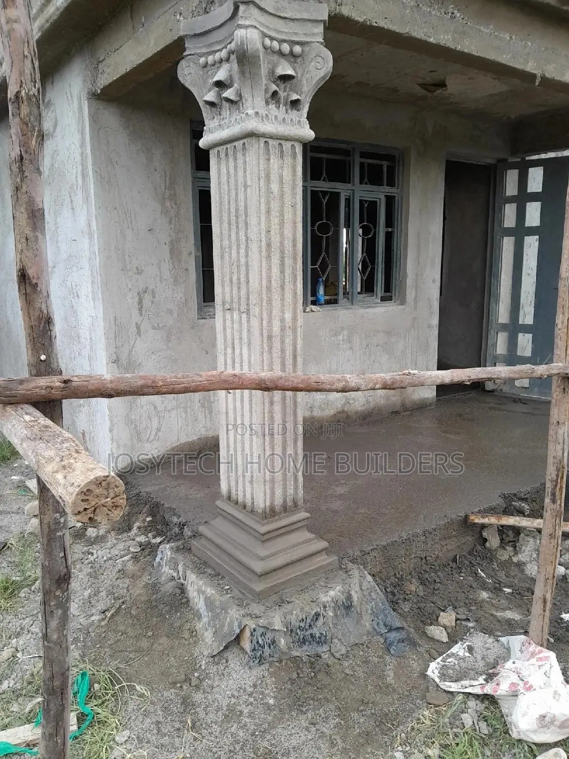 MOULDINGS FUNDI ( Great Job)