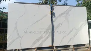 Island Calacatta Kitchentop