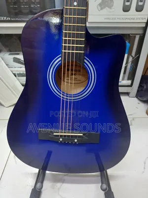 Red Guitar Size 38