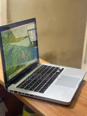 Laptop Apple MacBook Pro 2011 4GB Intel Core I5 HDD 500GB