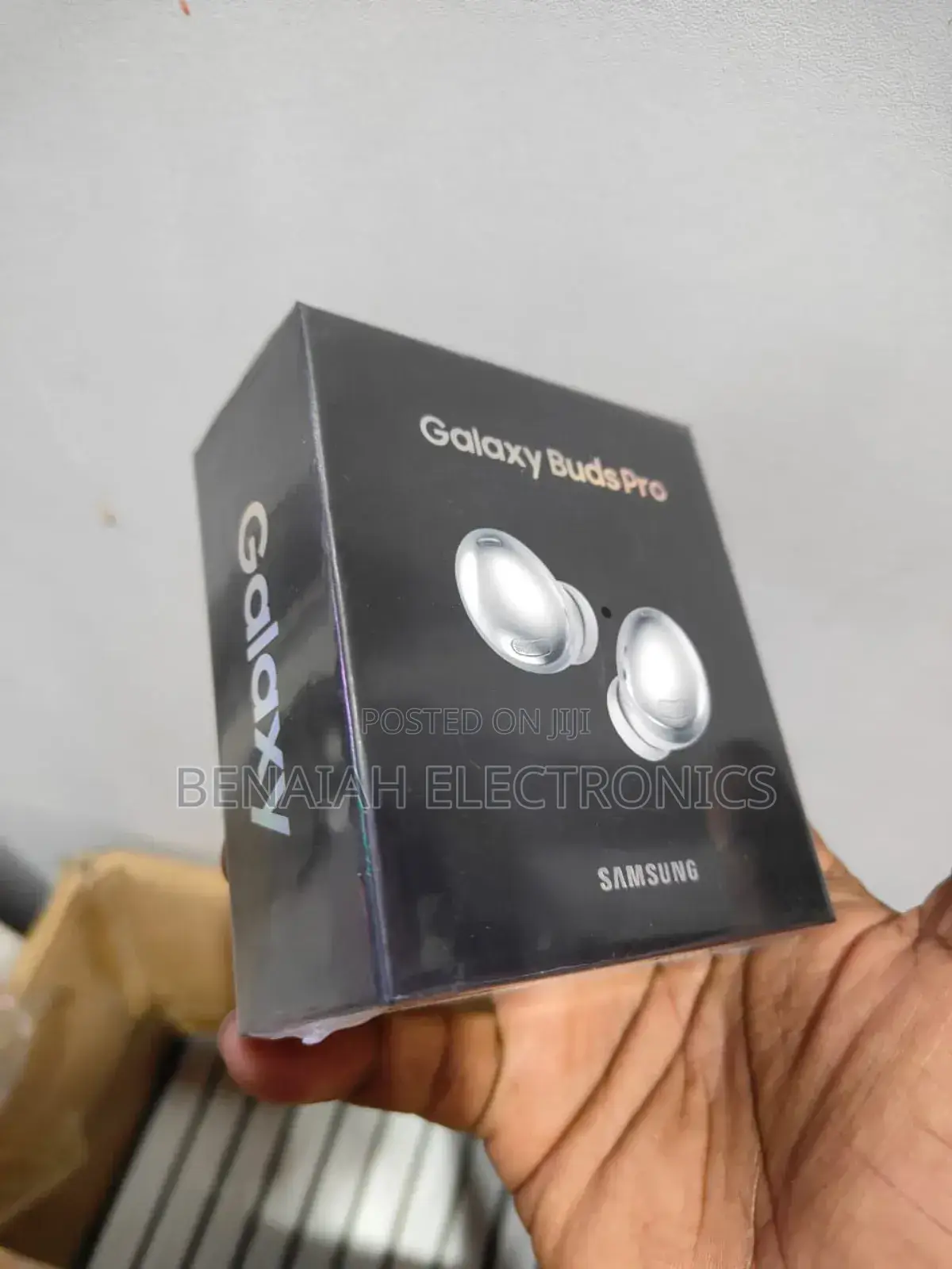 Samsung Galaxy Buds Pro.5 To 18 HRS Play Time