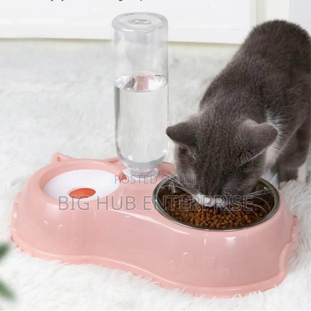 *Automatic Single Pet Bowl Plus Water Dispenser* - main view