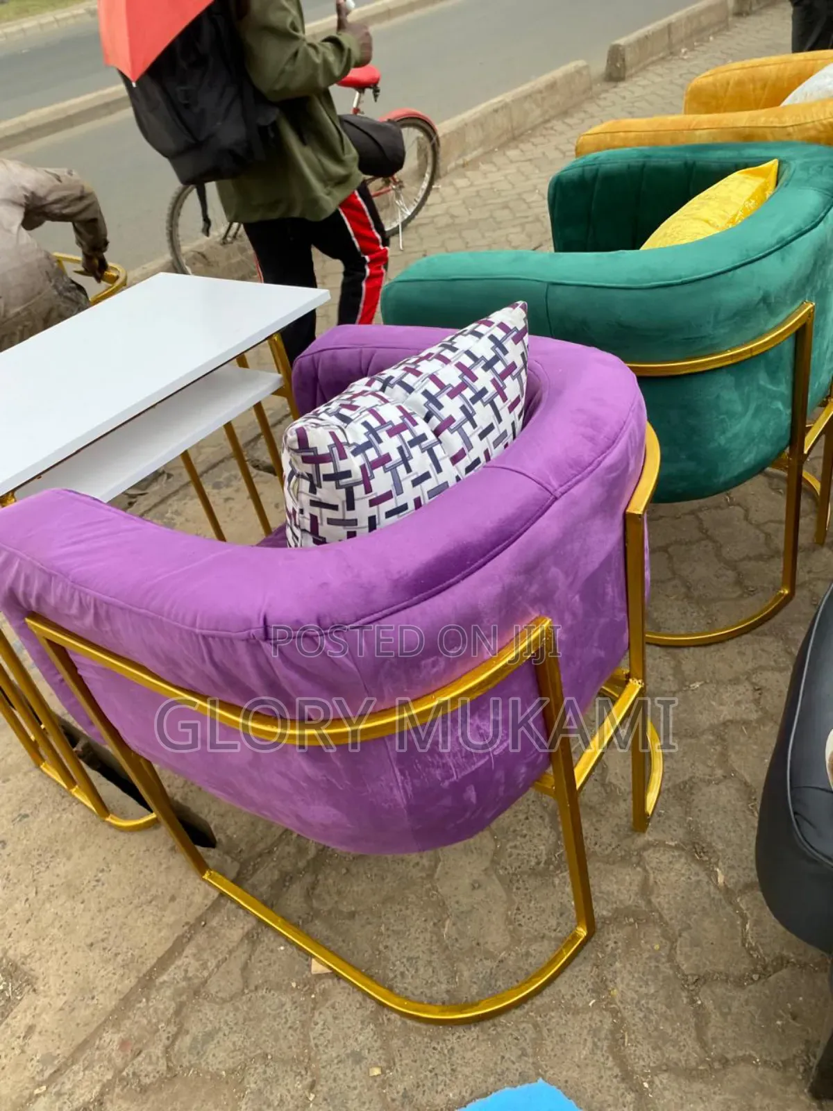 Styling Manicure Chairs