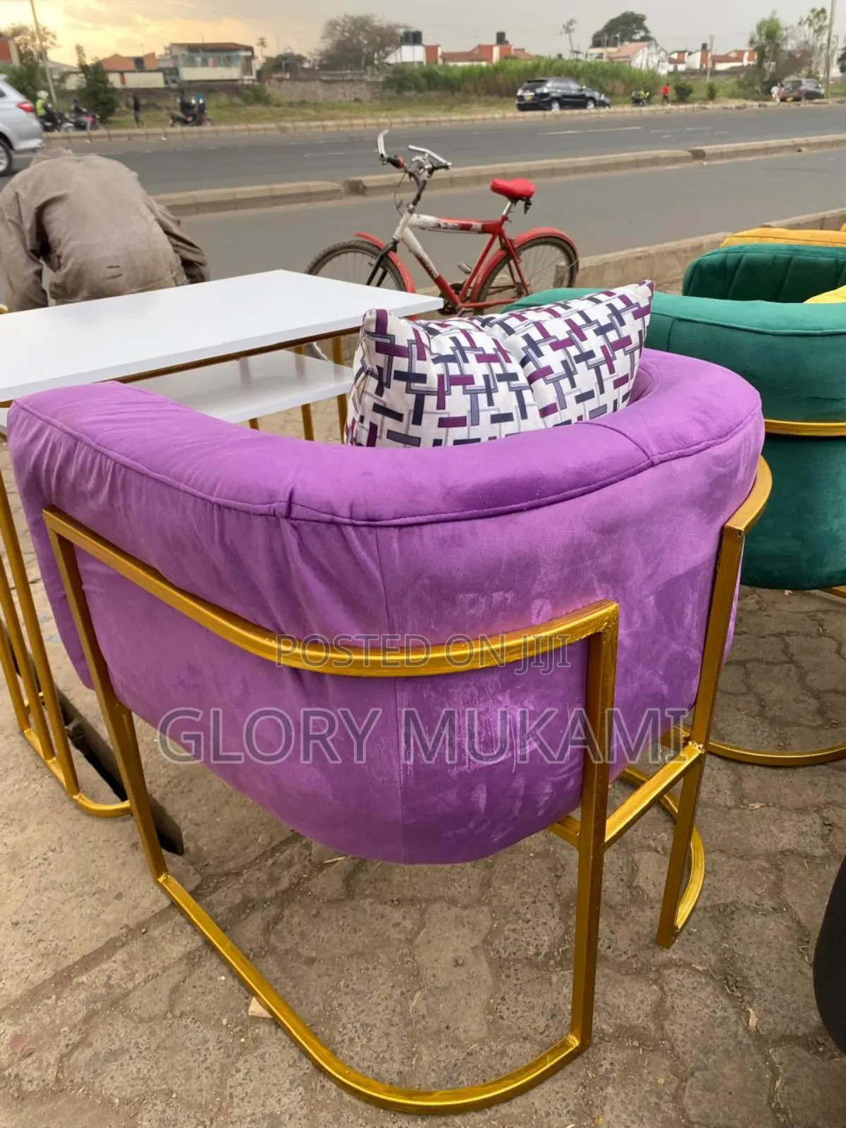 Styling Manicure Chairs