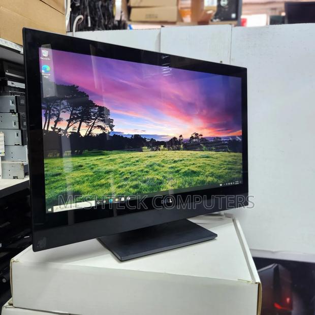 Desktop Computer Dell OptiPlex 7450 8GB Intel Core I7 SSD 256GB - main view