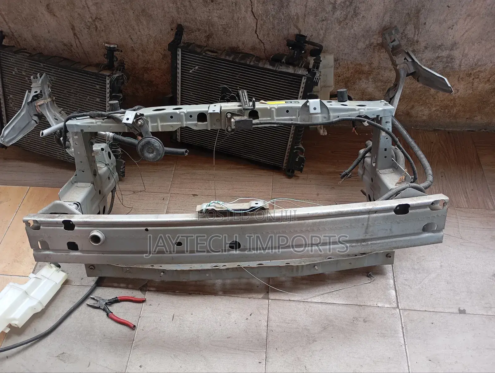 Nissan Note 2012 Radiator Panel
