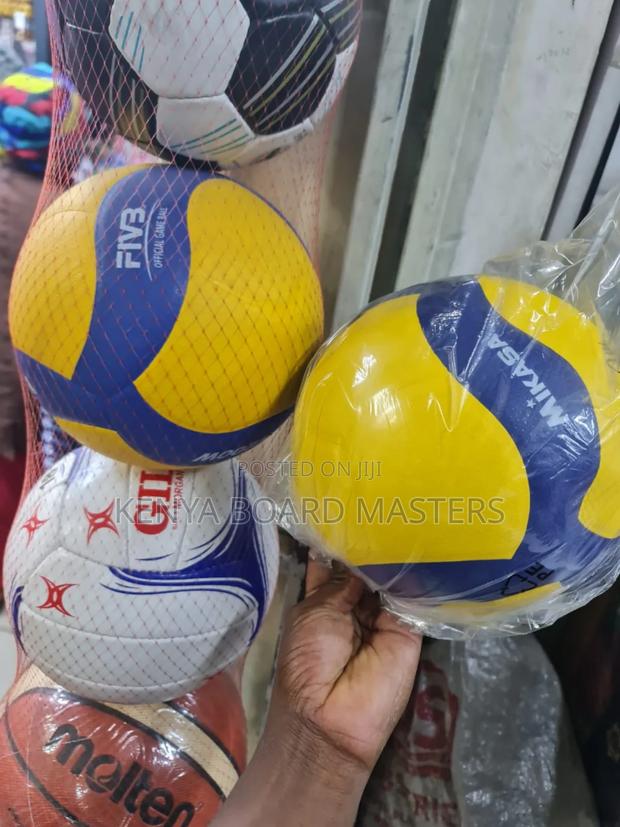 No.1 Mikasa Volleyballs. Volley Ball New