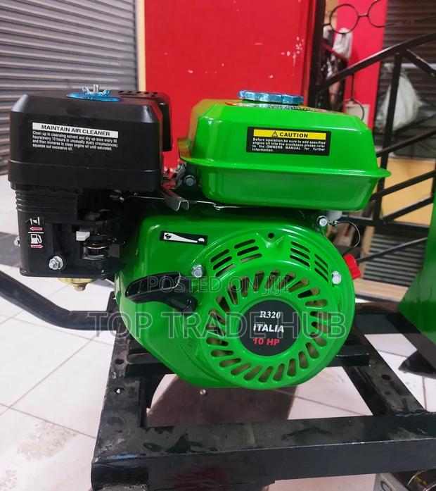 Heavy-Duty Local Silage Chopper With 10HP Engine - thumbnail 2