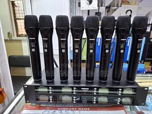 Shure AM-801 Eight in One Wireless Microphone - thumbnail 2