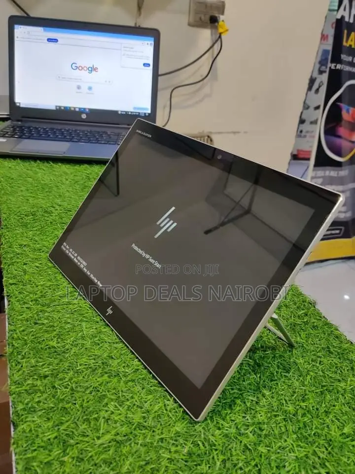 New Laptop HP Elite X2 1012 8GB Intel Core M HDD+SSD 256GB