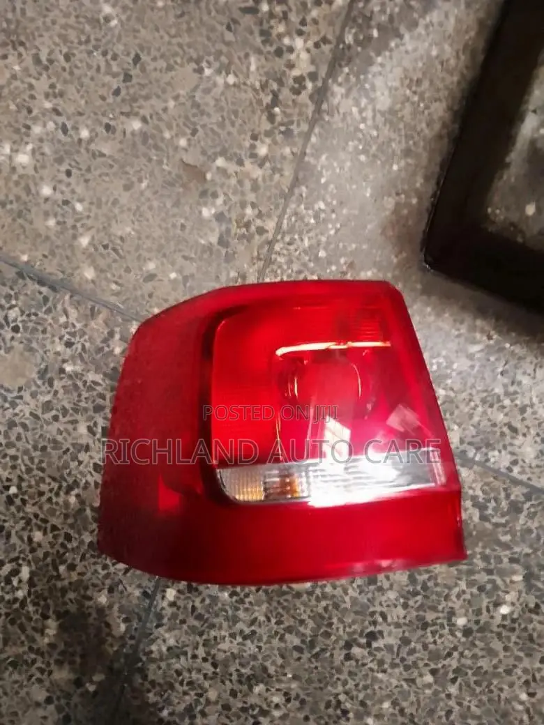 Volkswagen Sharan Body Boot Taillamps Left Side