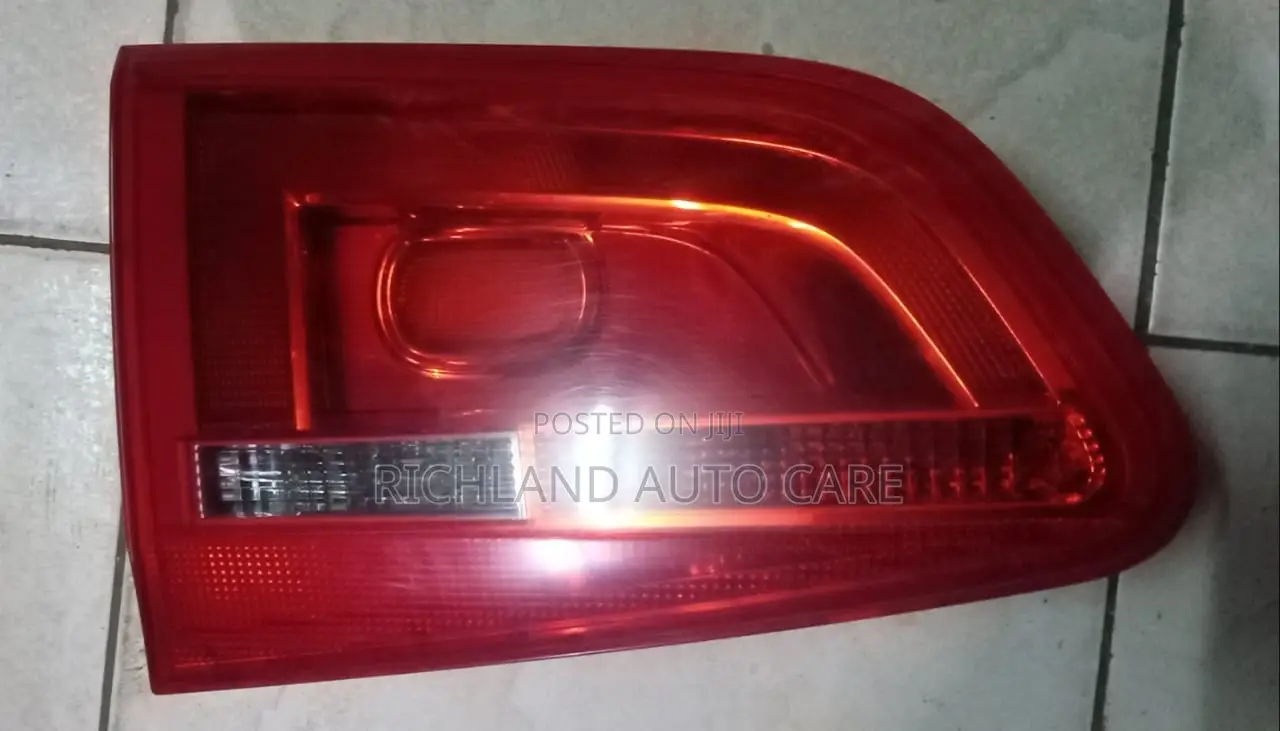 Volkswagen Sharan Body Boot Taillamps Left Side