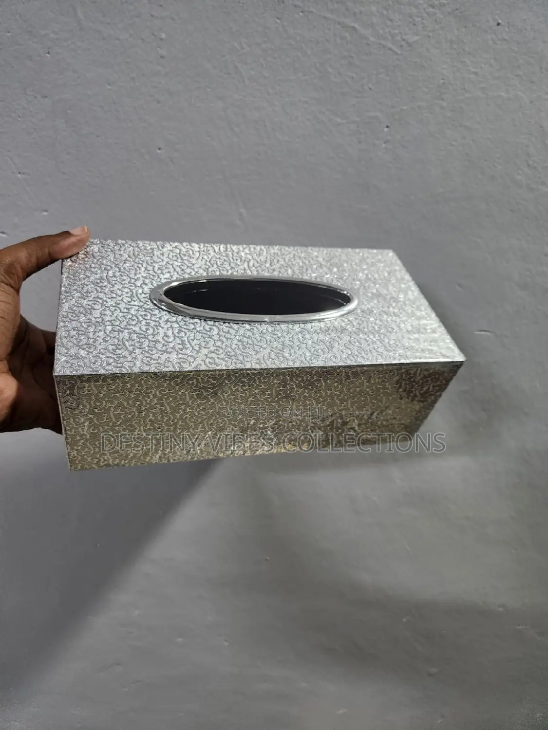 Serviate Holders