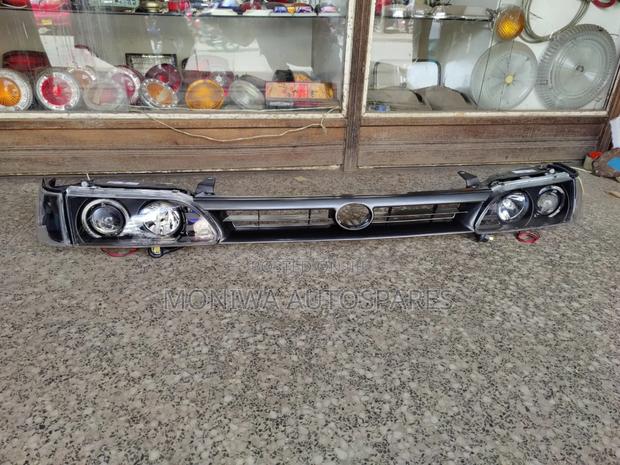 After Market Headlights Toyota Corolla 100