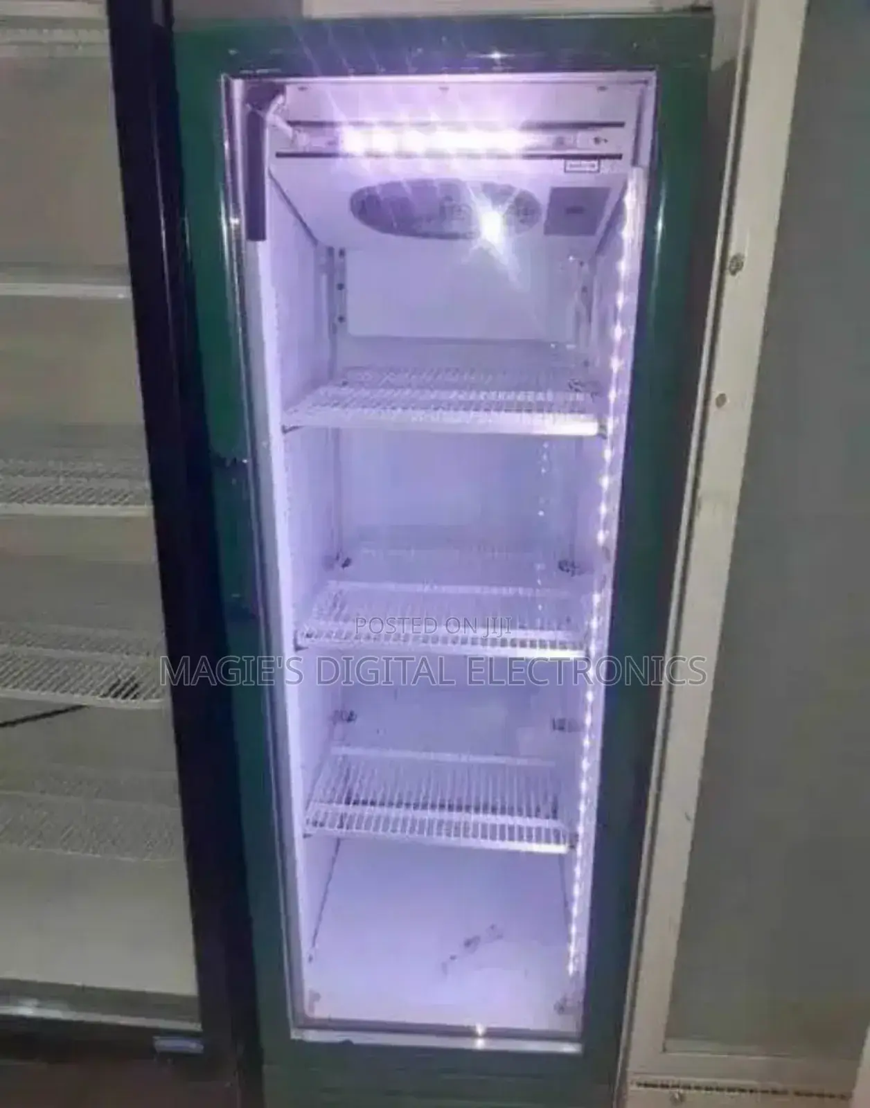 258litre Display Chiller Durable