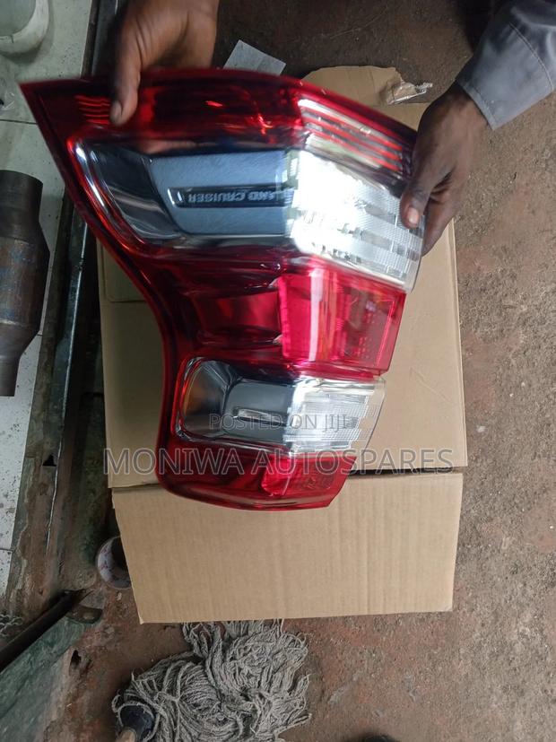 Tail Light Toyota Land Cruiser Prado Fj 150
