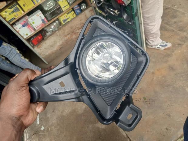 Fog Light Toyota Hiace 7l 2008