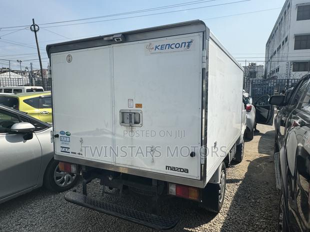 Mazda Bongo Freezer Body - thumbnail 7