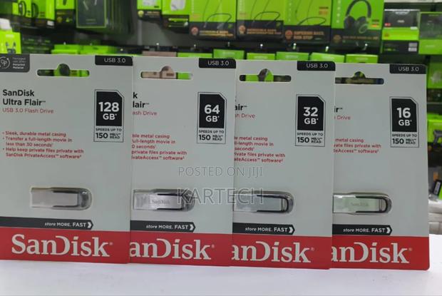 Sandisk Ultra Flair 32GB USB 3.0 150mb/S Flash Drive