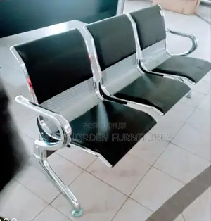Visitors Chair Offers Chair