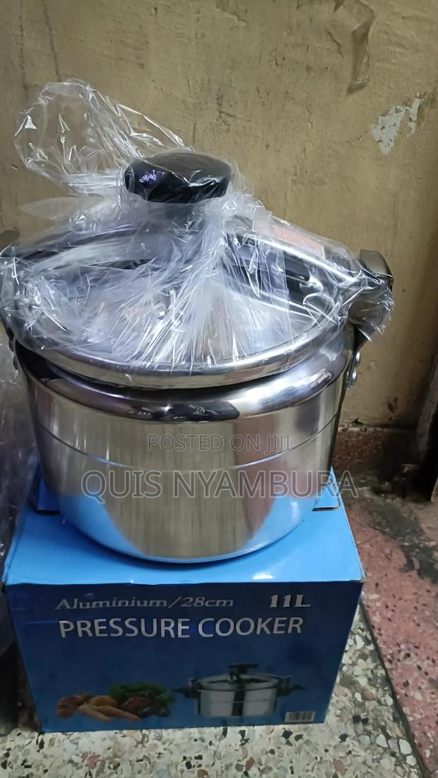 Pressure Cooker 11litres - thumbnail 2