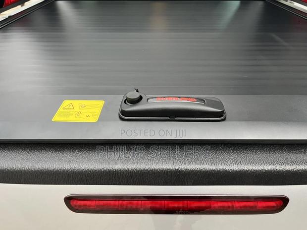 High-Quality Aluminum Alloy Construction for Durability Ma - thumbnail 4