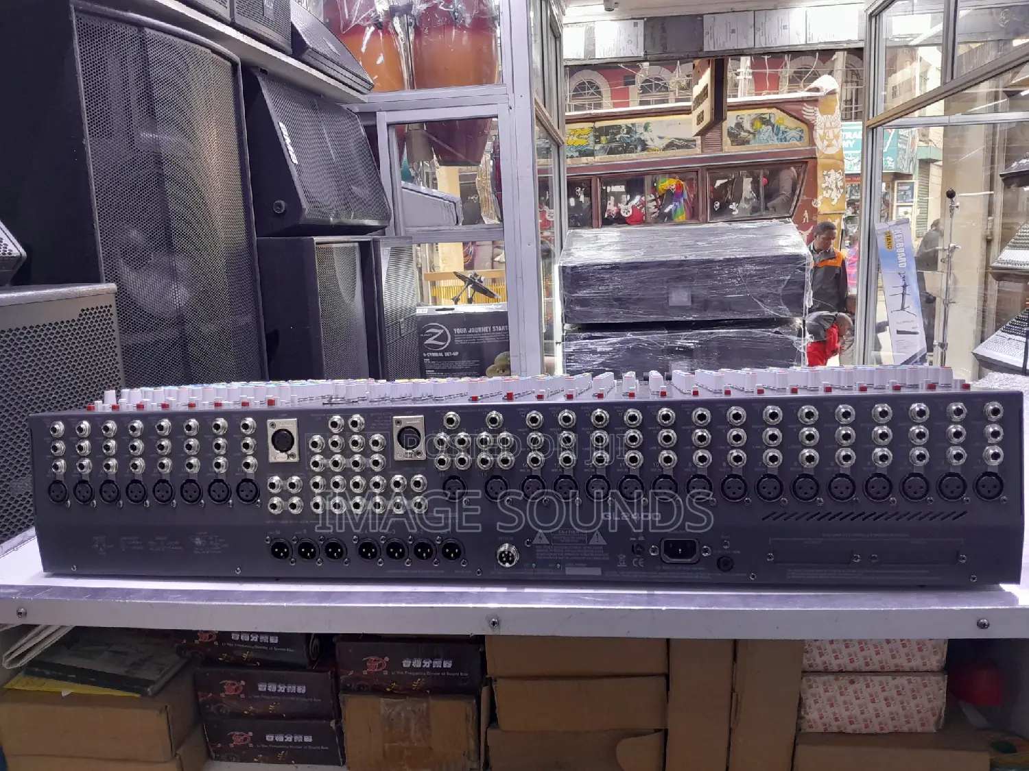 24channel Passive Mixer Console Allen and Heath GL2400