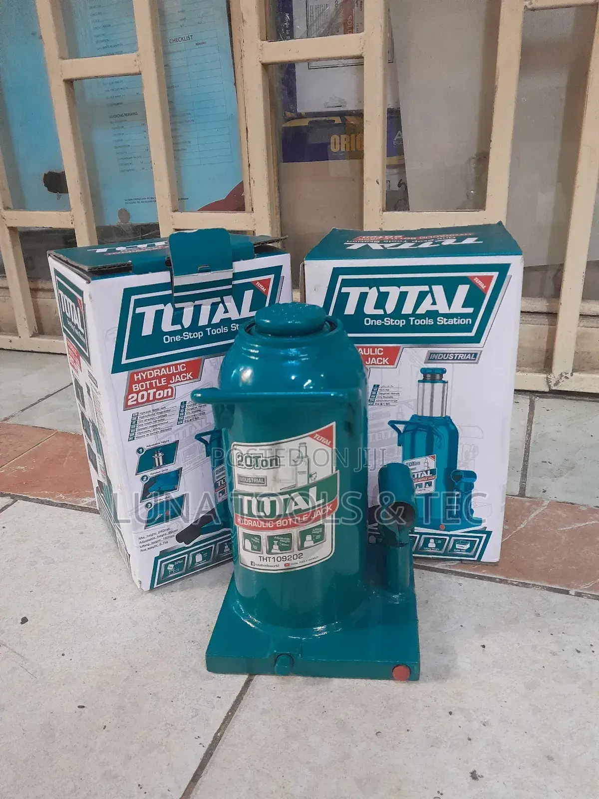 Hydraulic Bottle Jack,20tons,TOTAL.