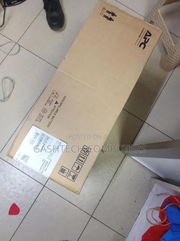 Smc1000i-2uc Smart APC UPS 1000va LCD - main view