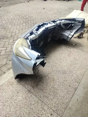 Toyota Prius Hybrid ZVW30 Nose Cut