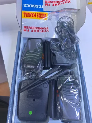 2 Baofeng BF 888S Two Way Radio Call With Free Earpiece