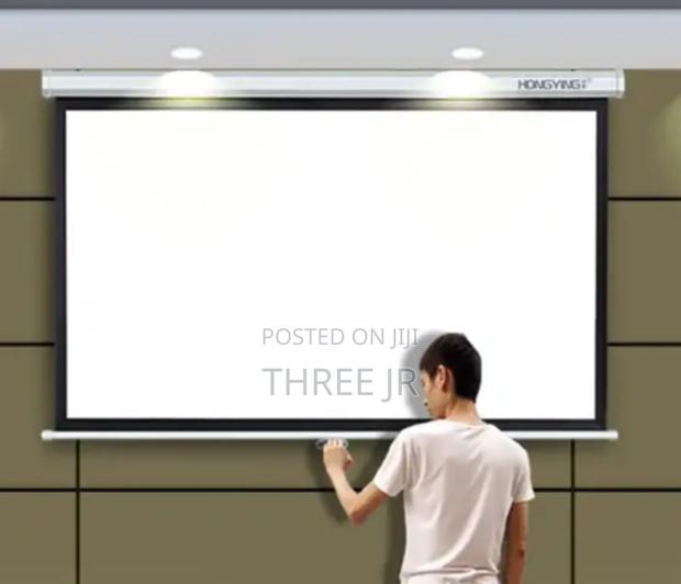 Manual Projection Screens Easy to Mount and Pull Down - thumbnail 3