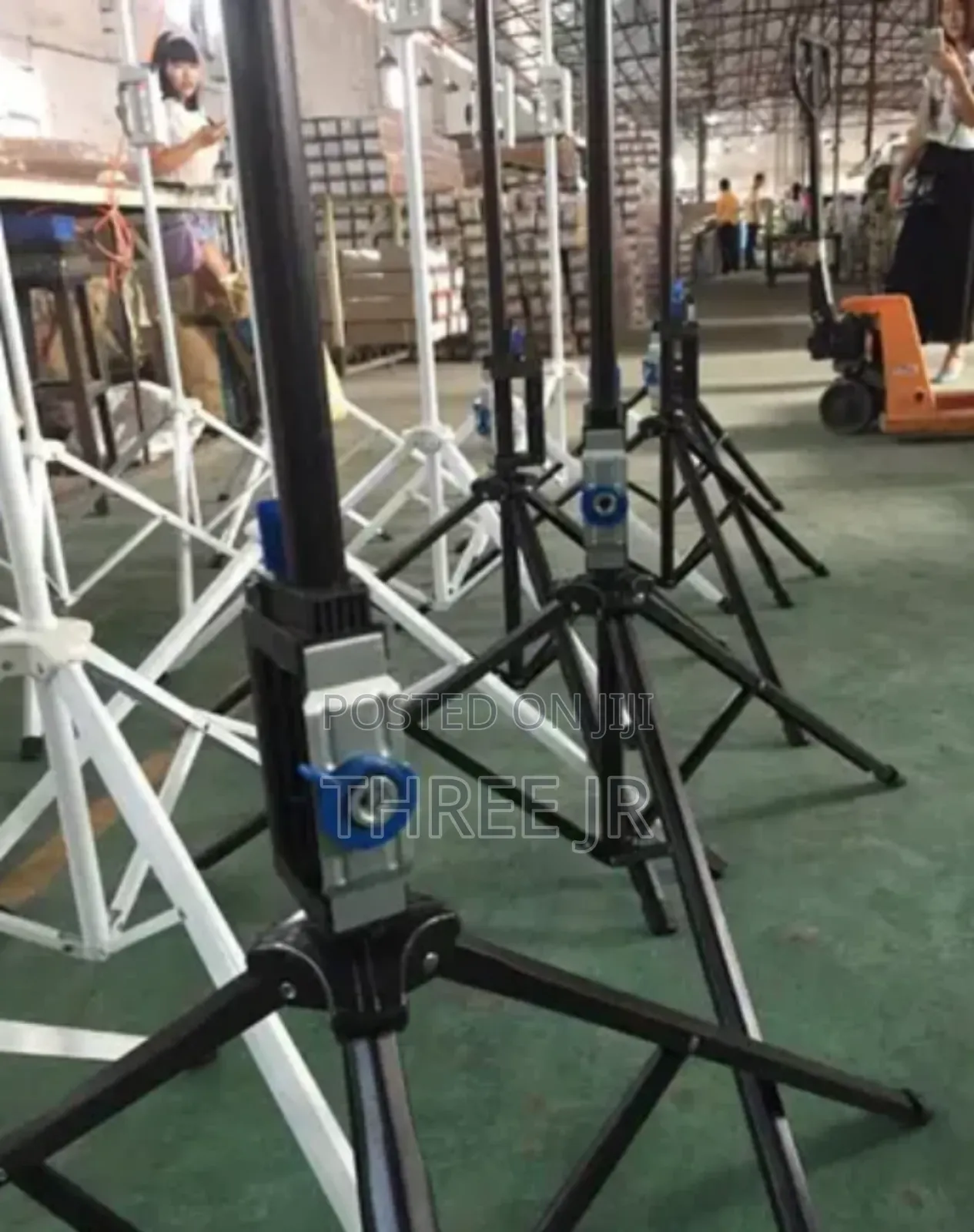 Tripod Projection Screens for Sale. Usually It's Portable