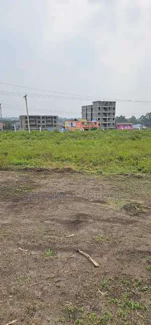 Commercial Plots in Kamulu