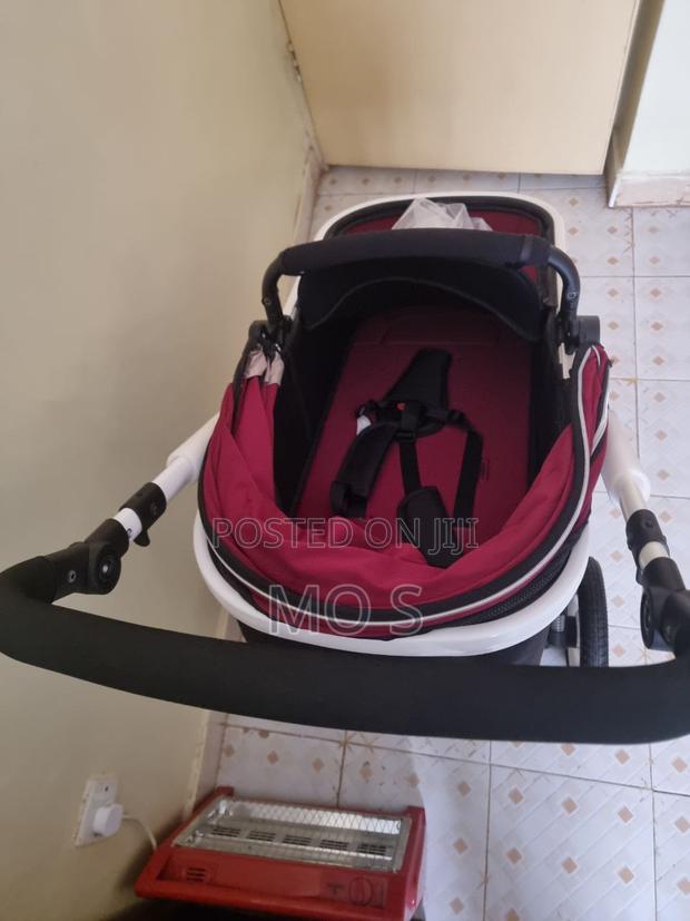 2 in 1 Baby Stroller With Carry Coat - thumbnail 3
