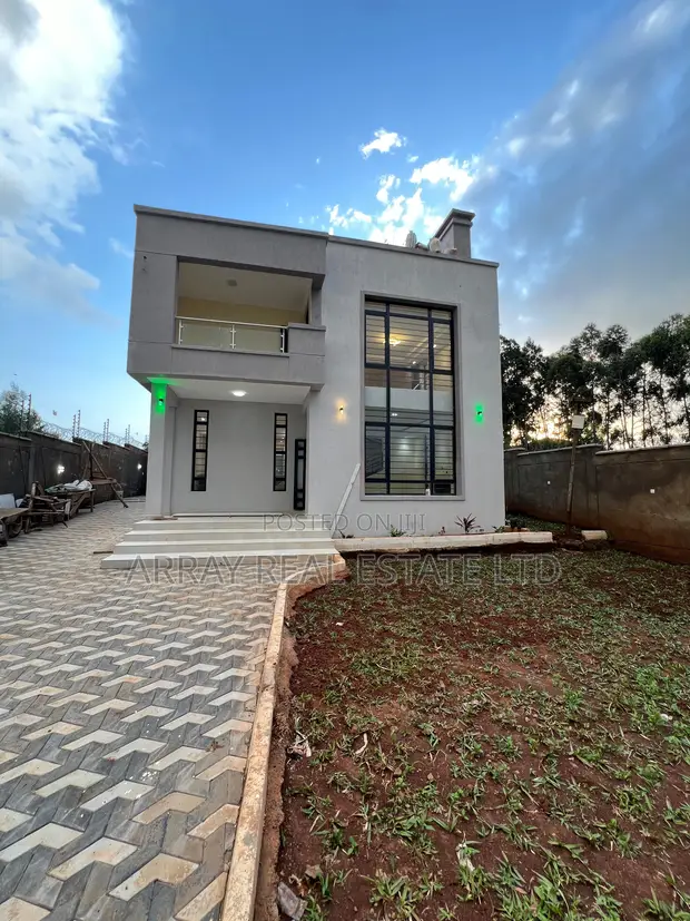 4bdrm Maisonette in 4 Br All Ensuite, Karai for sale