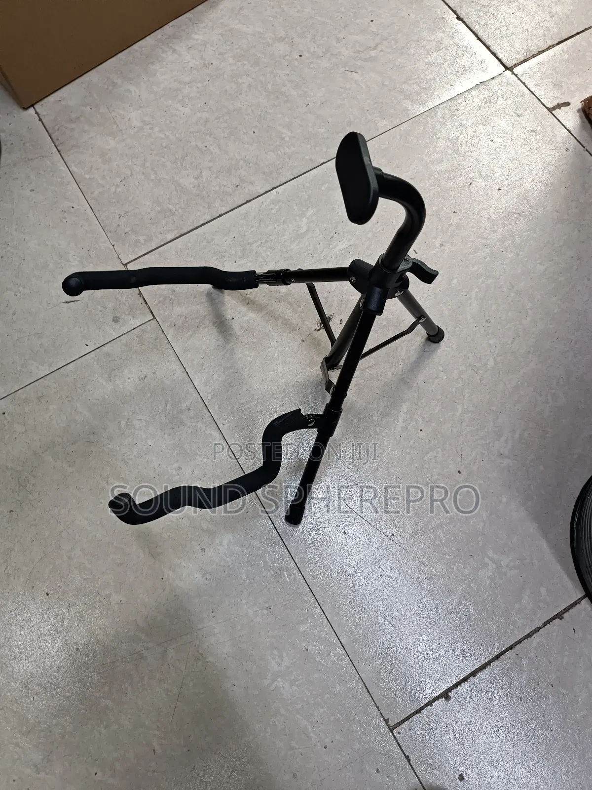 Guitar Tripod Stand