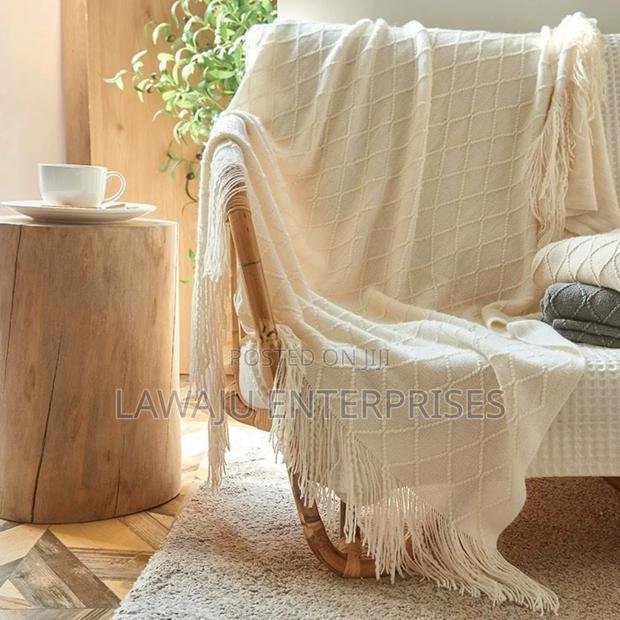 Cream Knitted Throw Blanket