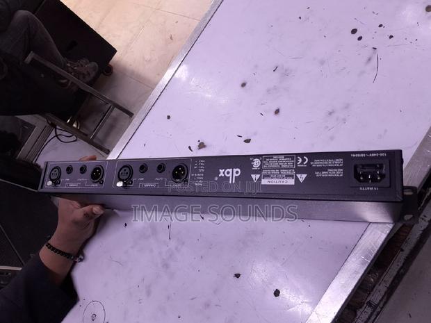 Single Equalizer With 2 Channels Graphic Equalizer 215 DBX - thumbnail 2