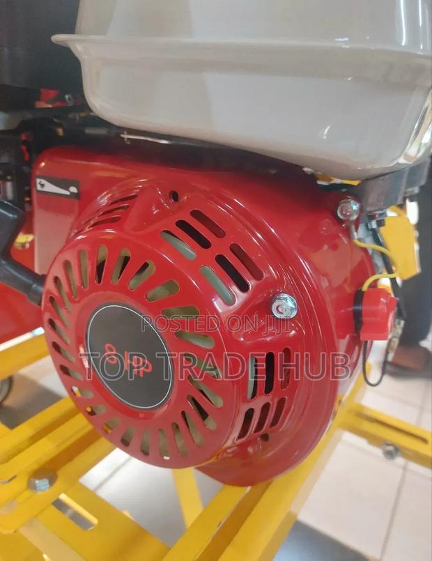 Complete Milano Chaff Cutter With Petrol Engine - thumbnail 2
