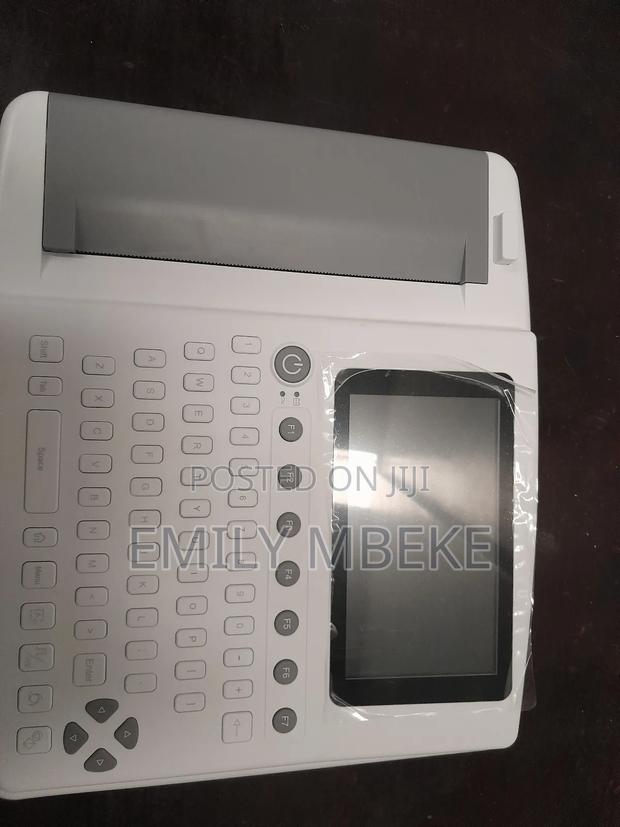 Ecg Machine - thumbnail 2