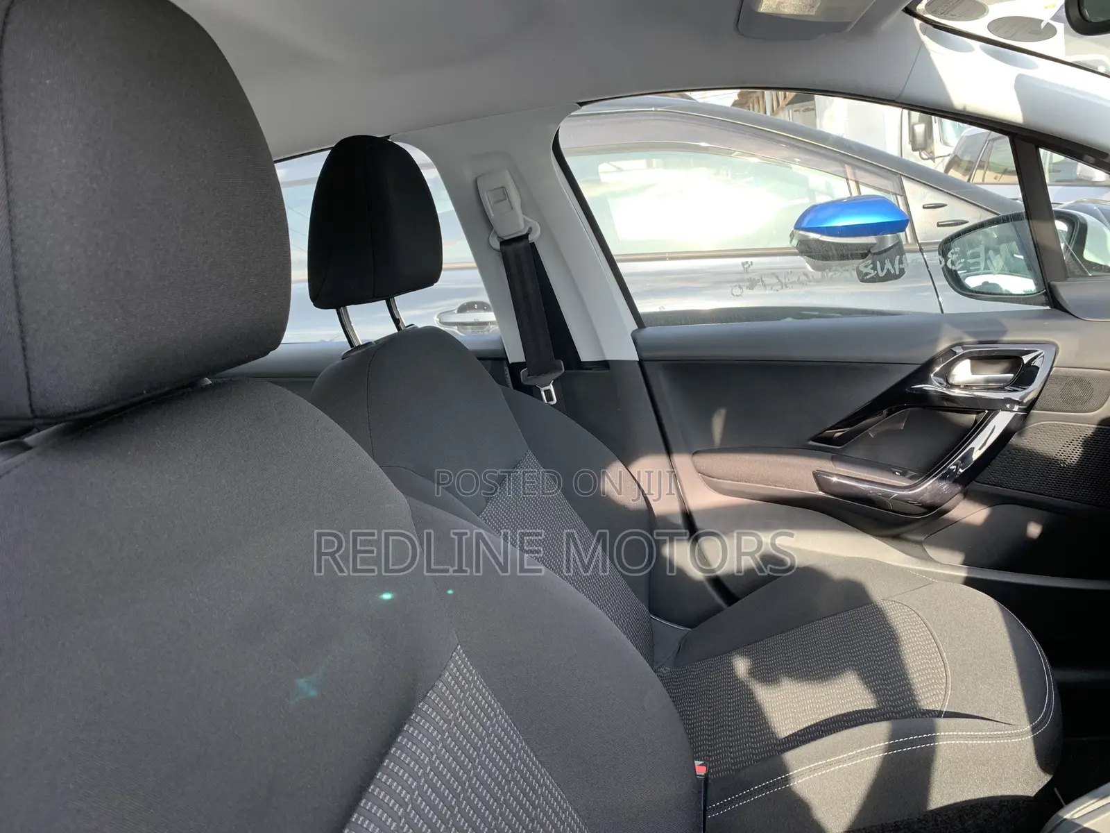 Peugeot 208 2017 White
